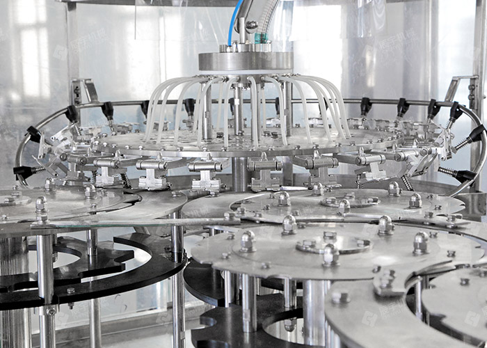 4 In 1 Mineral Water Filling Machine